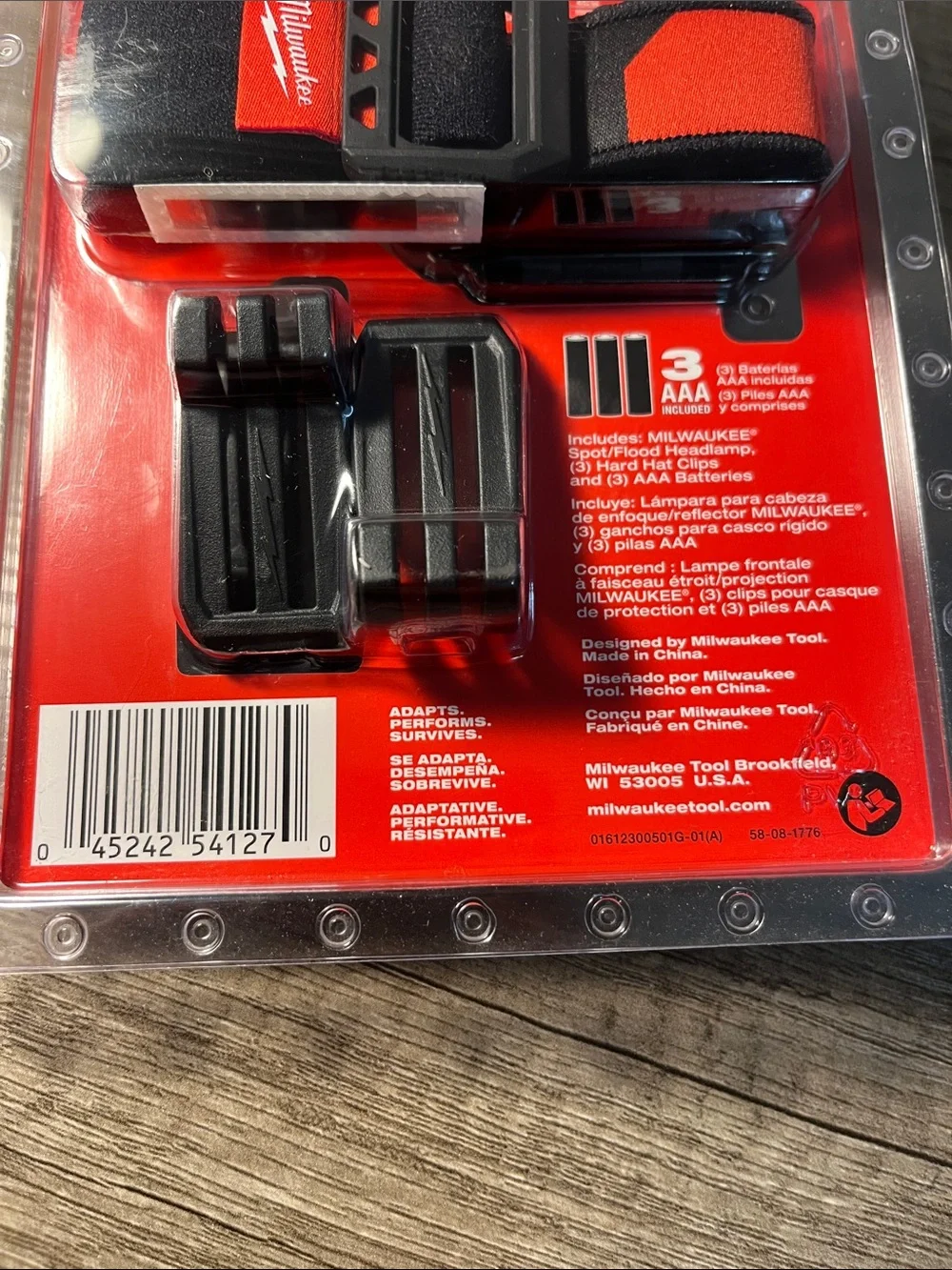 Milwaukee Red Spot/Flood Headlamp — Versatile 450 Lumens